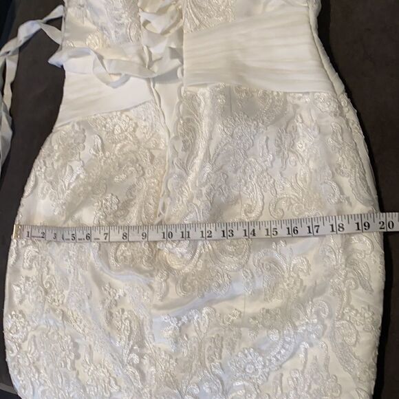 Women’s Ivory Dress & Matching Chiffon Jacket with beautiful detail Size L**READ - Picture 13 of 15